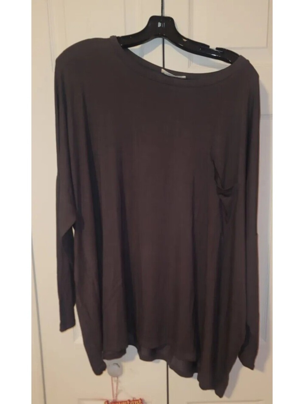 ZENANA CHARCOAL LONG SLEEVE OVERSIZED POCKET TEE - SIZE XL